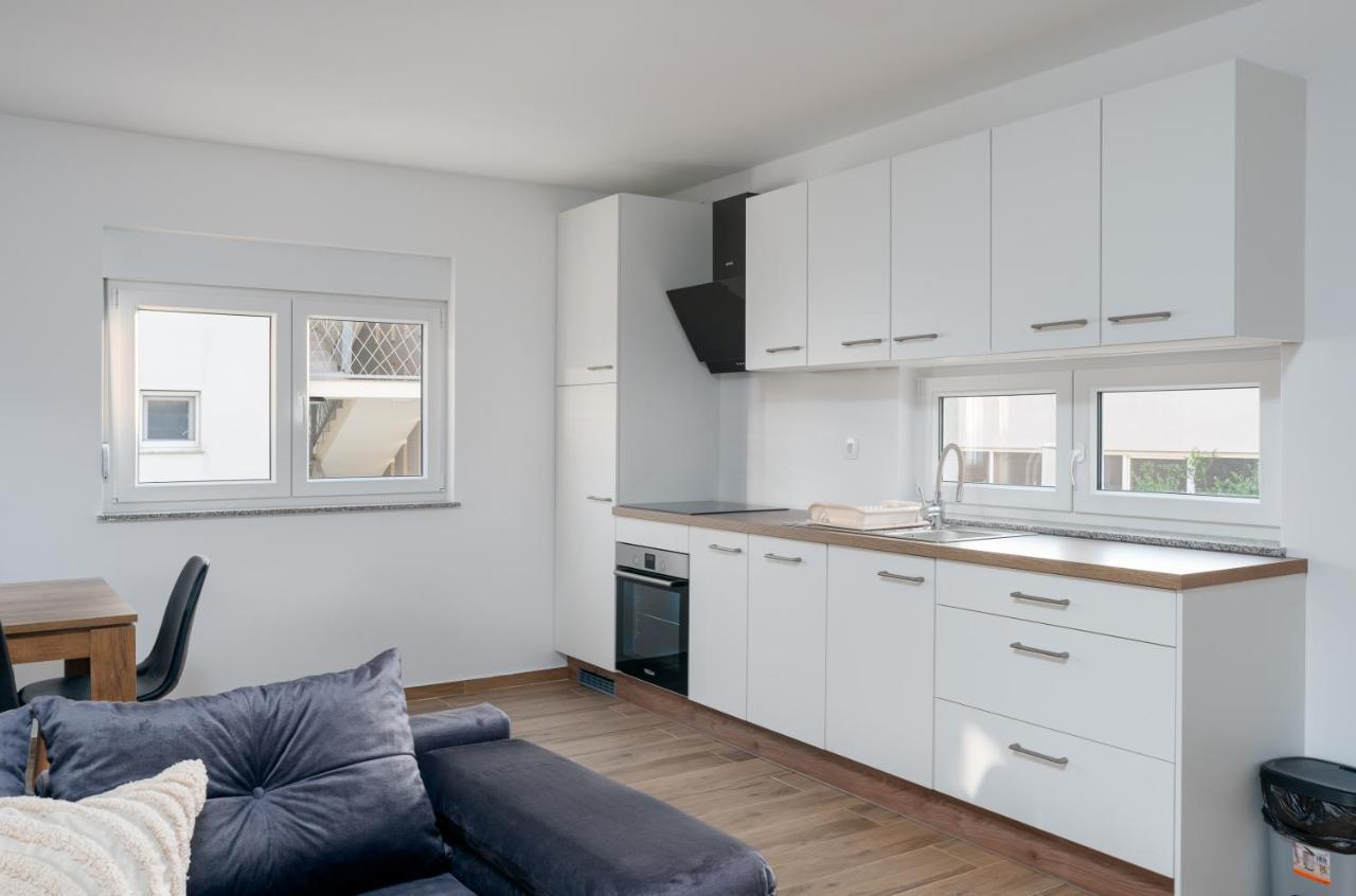 Number One Apartments Vir Ngoại thất bức ảnh
